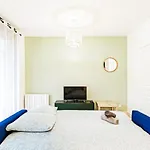 Apartament Le Petit Kaplan-studio Cosy Avec Terrasse Lyon
